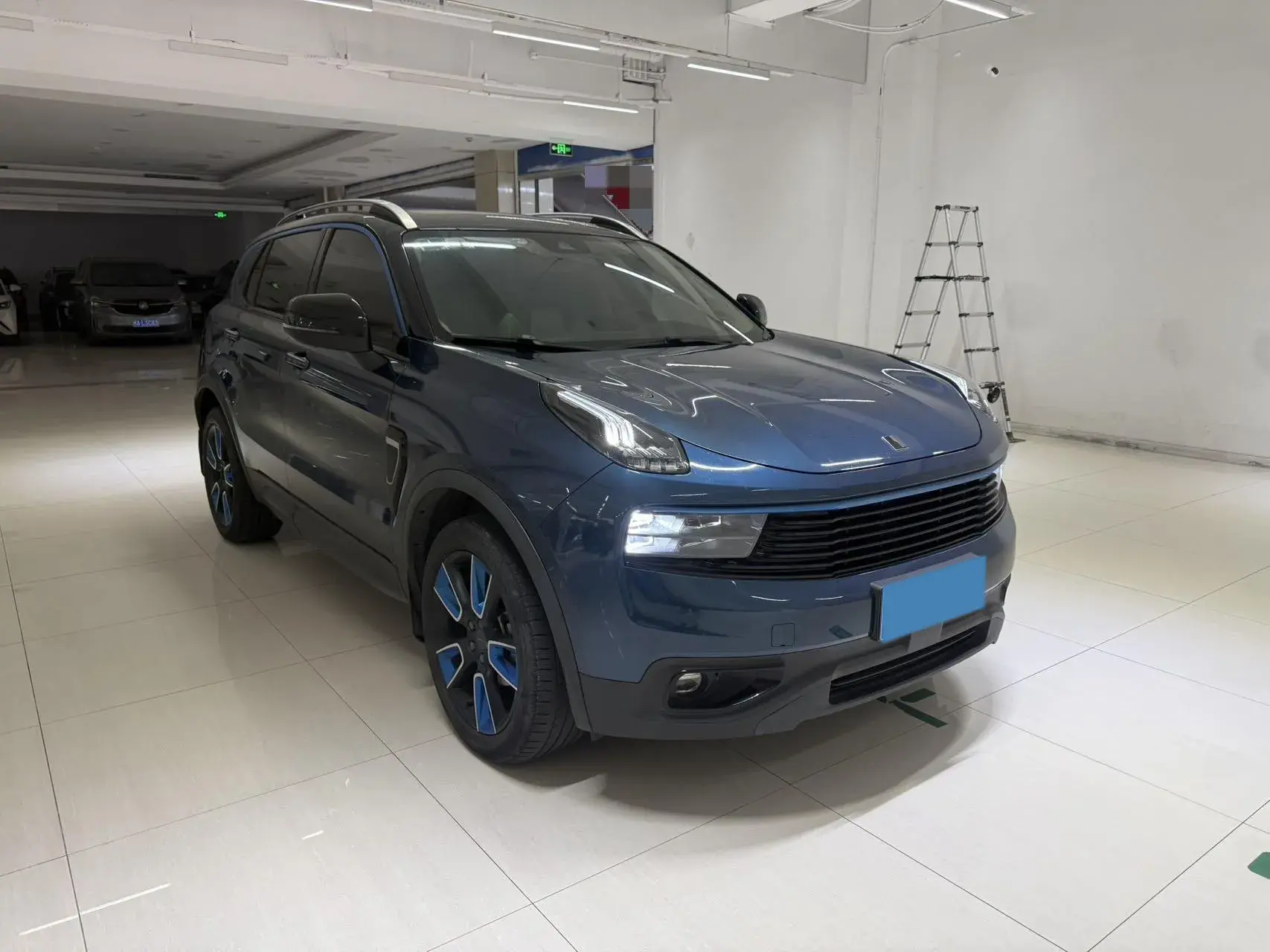 2018 LYNK&CO 01 thumbnail 4