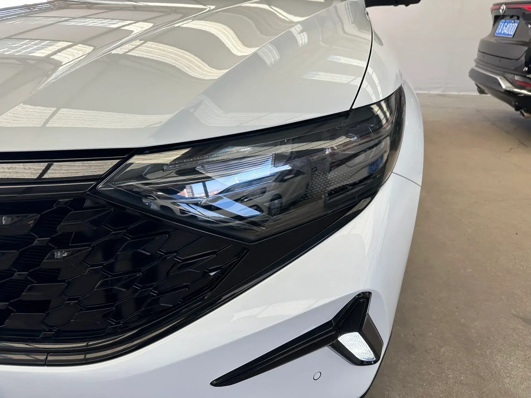 2022 JETTA VS7 thumbnail 4