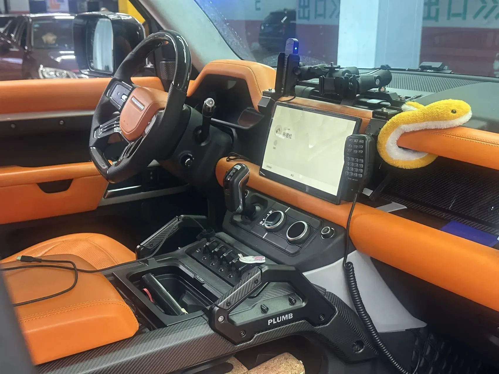 2022 LAND ROVER thumbnail 4