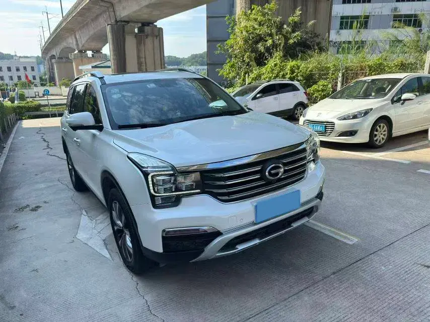2017 GAC TRUMPCHI thumbnail 2