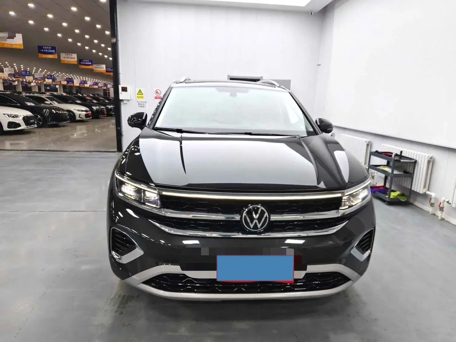 2021 VOLKSWAGEN TALAGON thumbnail 3