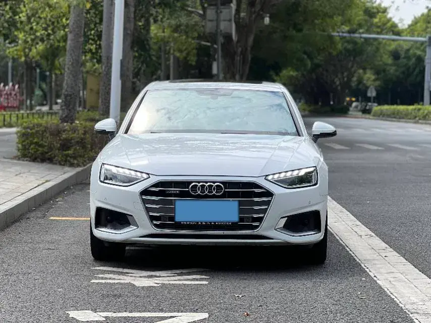 2020 AUDI A4L thumbnail 3