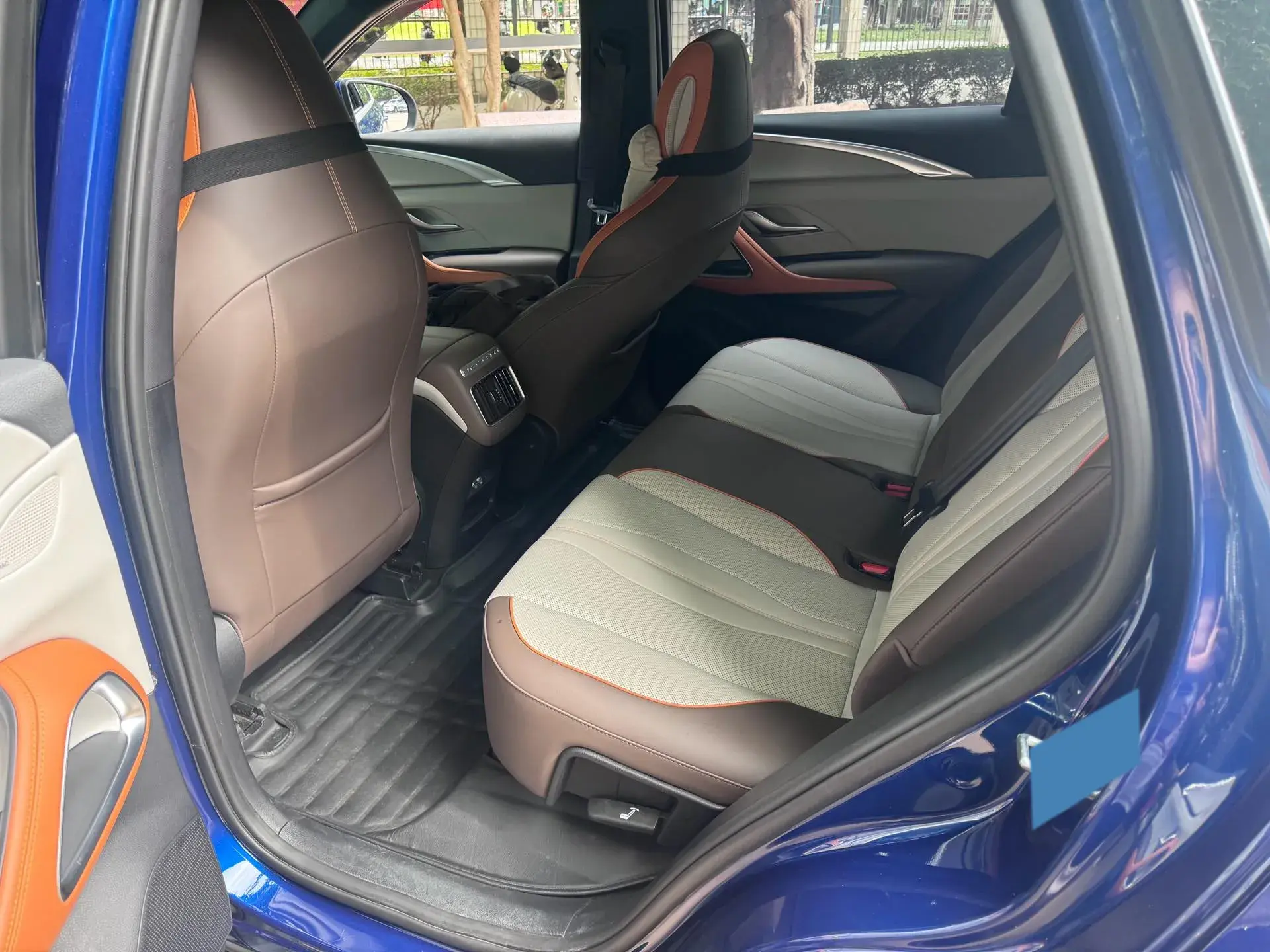 2022 BYD SONG thumbnail 3