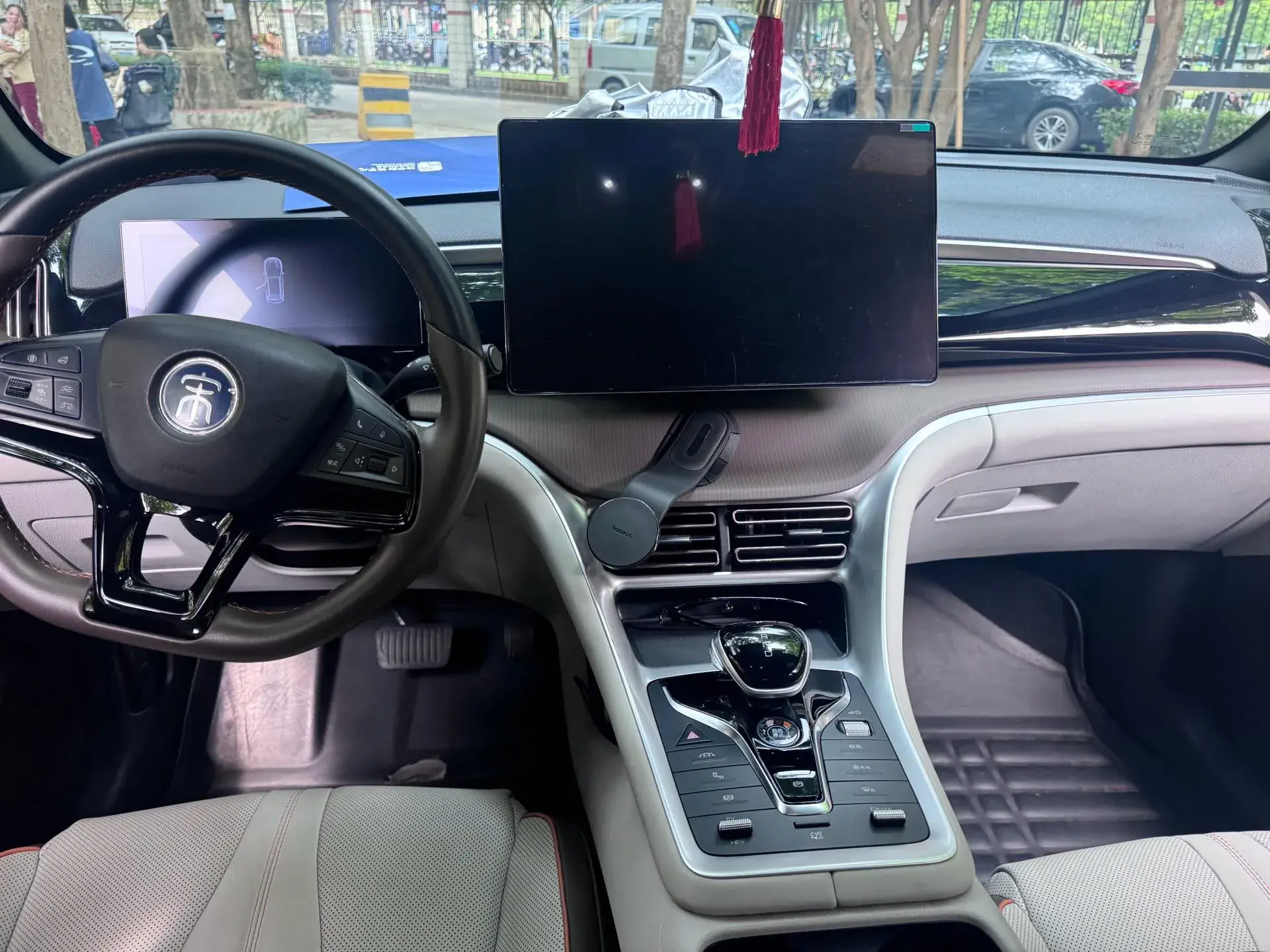 2022 BYD SONG thumbnail 4