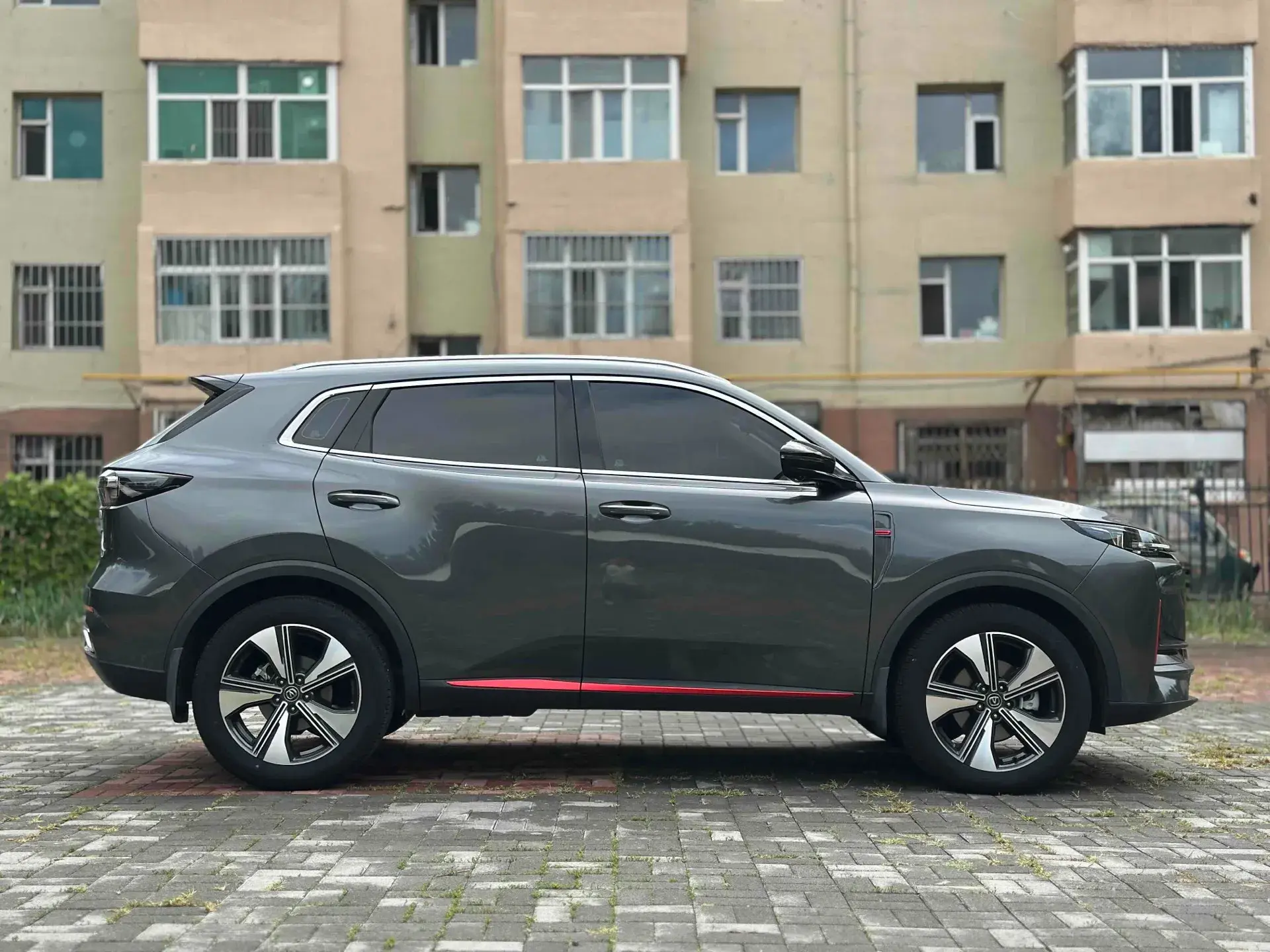 2022 CHANGAN CS75 thumbnail 4