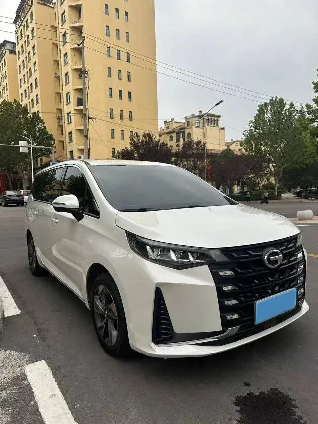 2021 GAC TRUMPCHI thumbnail 3