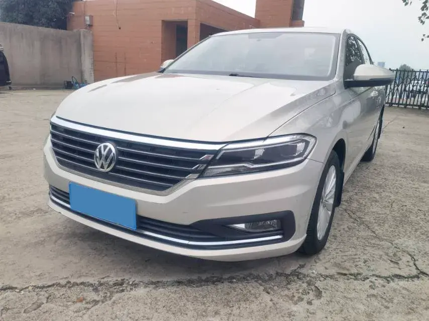 2019 VOLKSWAGEN LAVIDA view 1