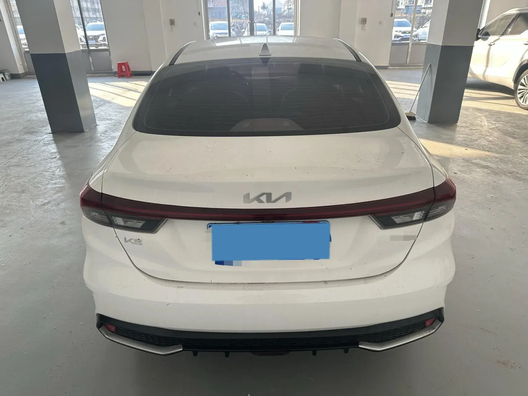 2023 KIA K3 thumbnail 3
