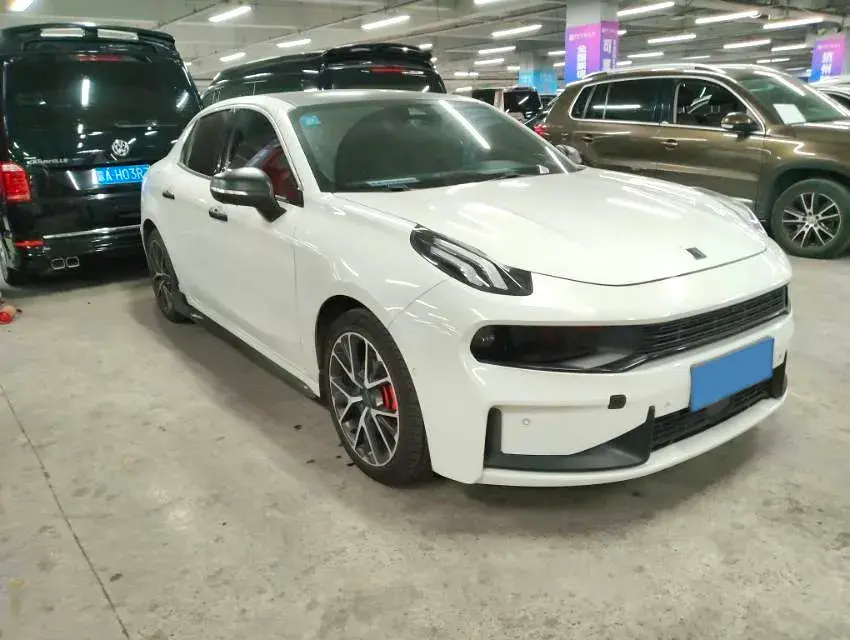 2021 LYNK&CO 03 thumbnail 3