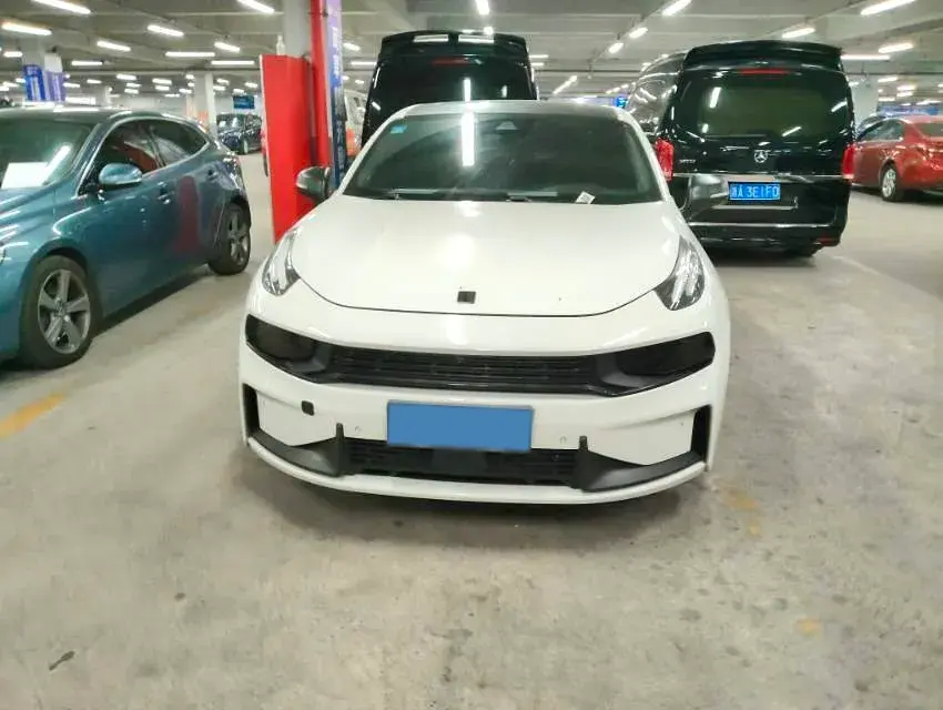 2021 LYNK&CO 03 thumbnail 2