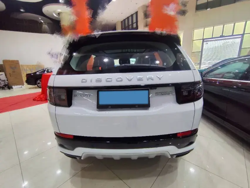 2025 LAND ROVER thumbnail 4