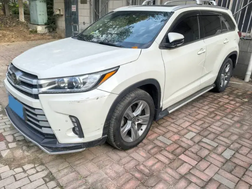 2018 Toyota Highlander 2.0T 220HP L4 6AT