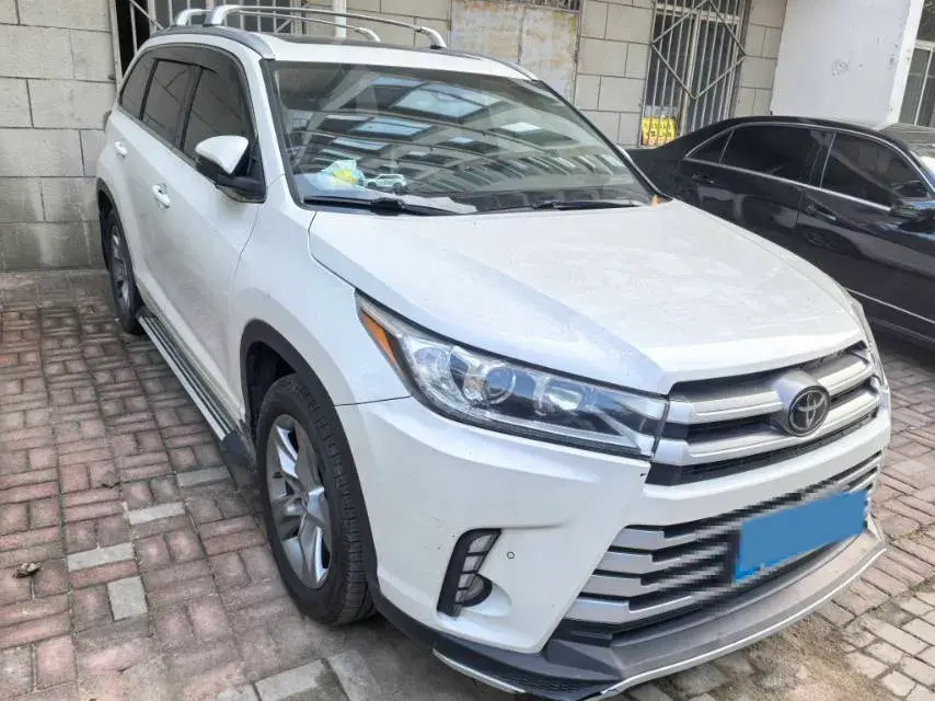 2018 TOYOTA HIGHLANDER thumbnail 2