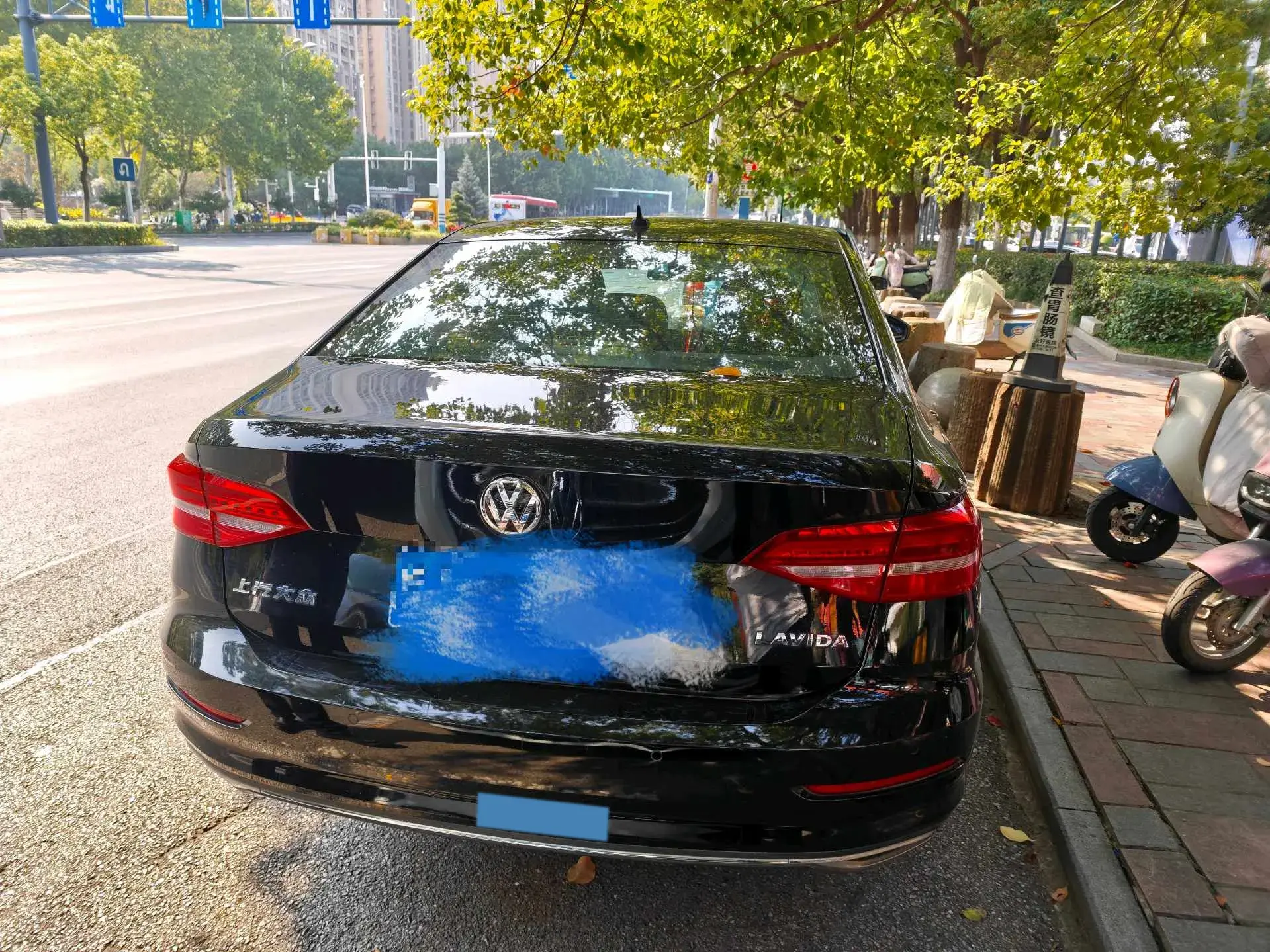 2019 VOLKSWAGEN LAVIDA thumbnail 4