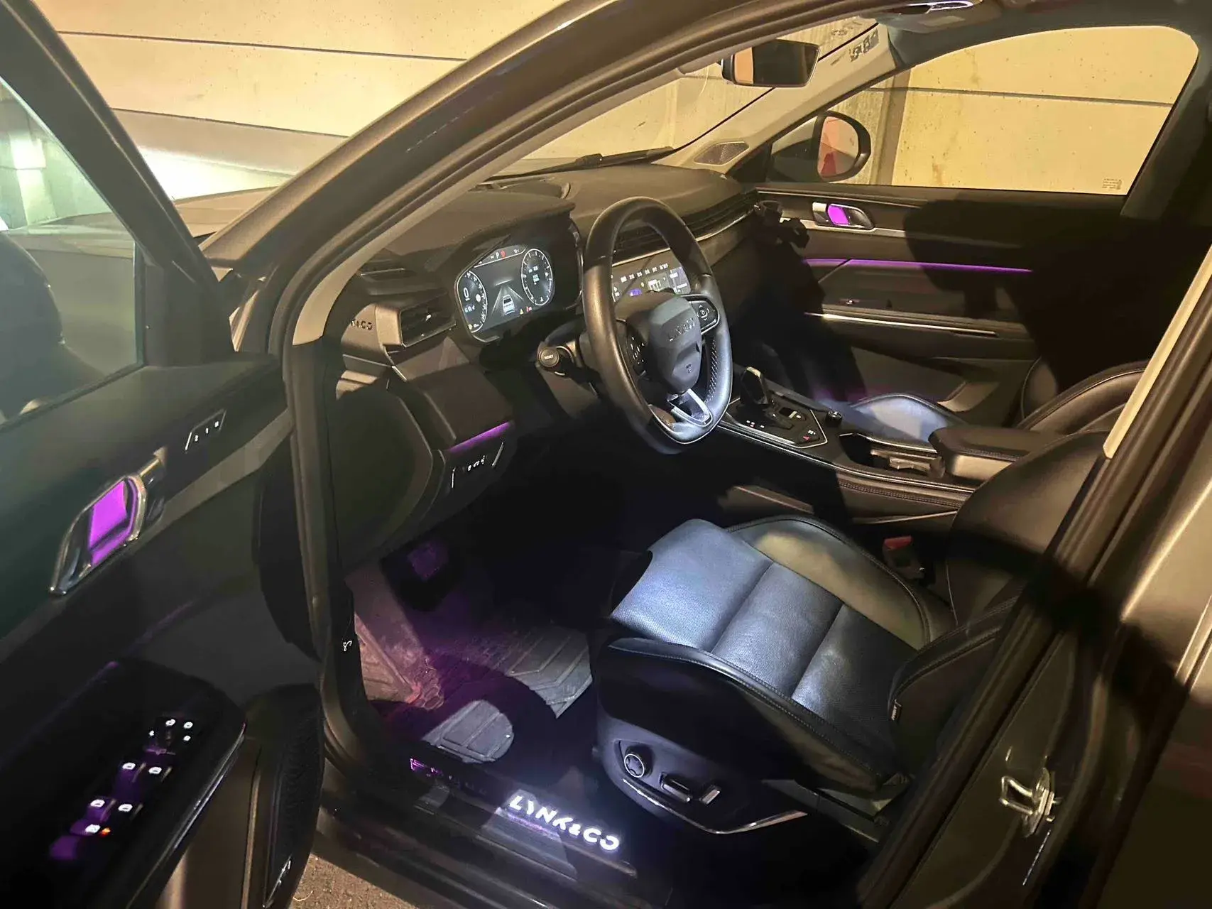 2021 LYNK&CO 01 thumbnail 3