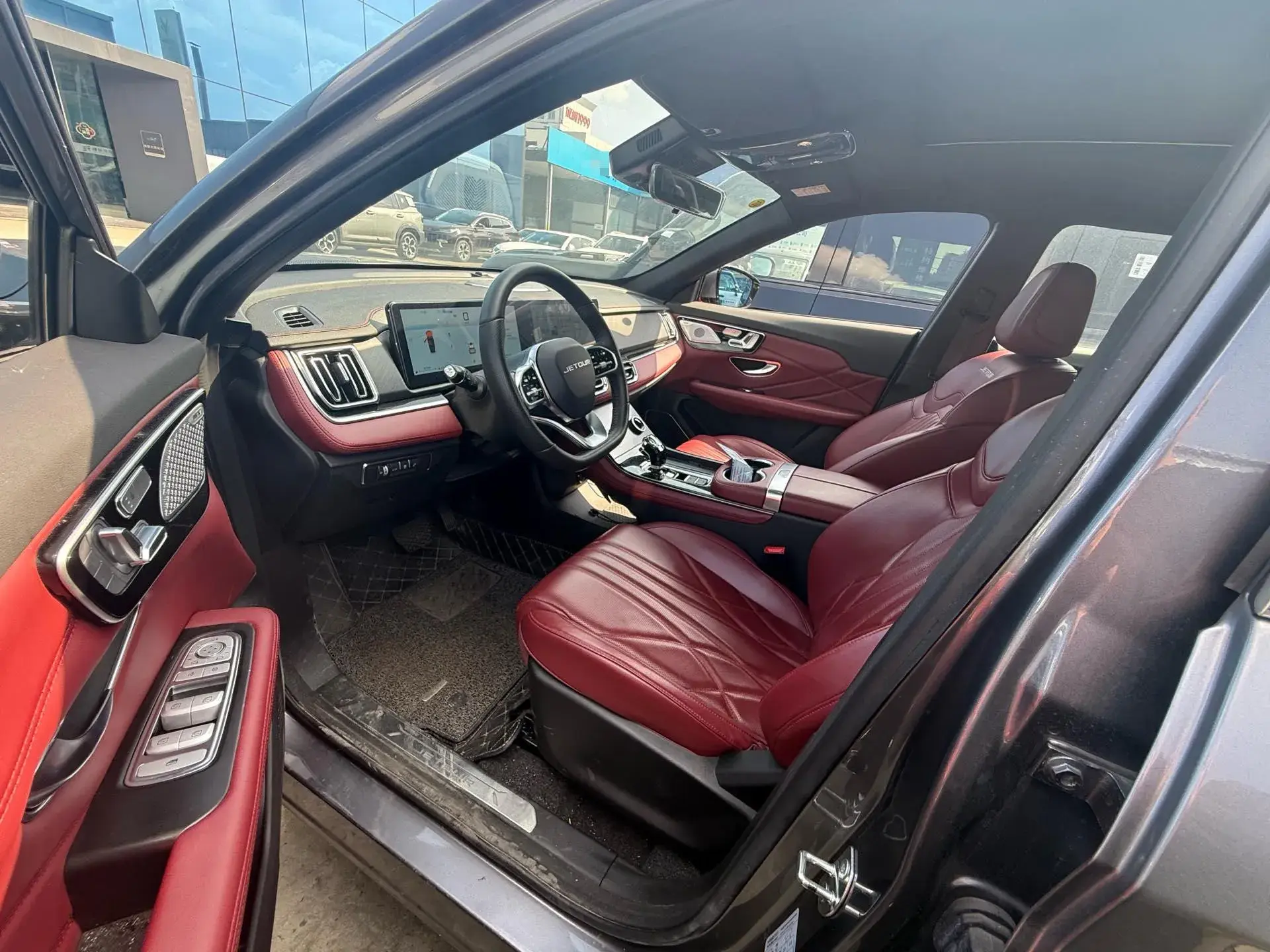 2025 JETOUR X70 thumbnail 4