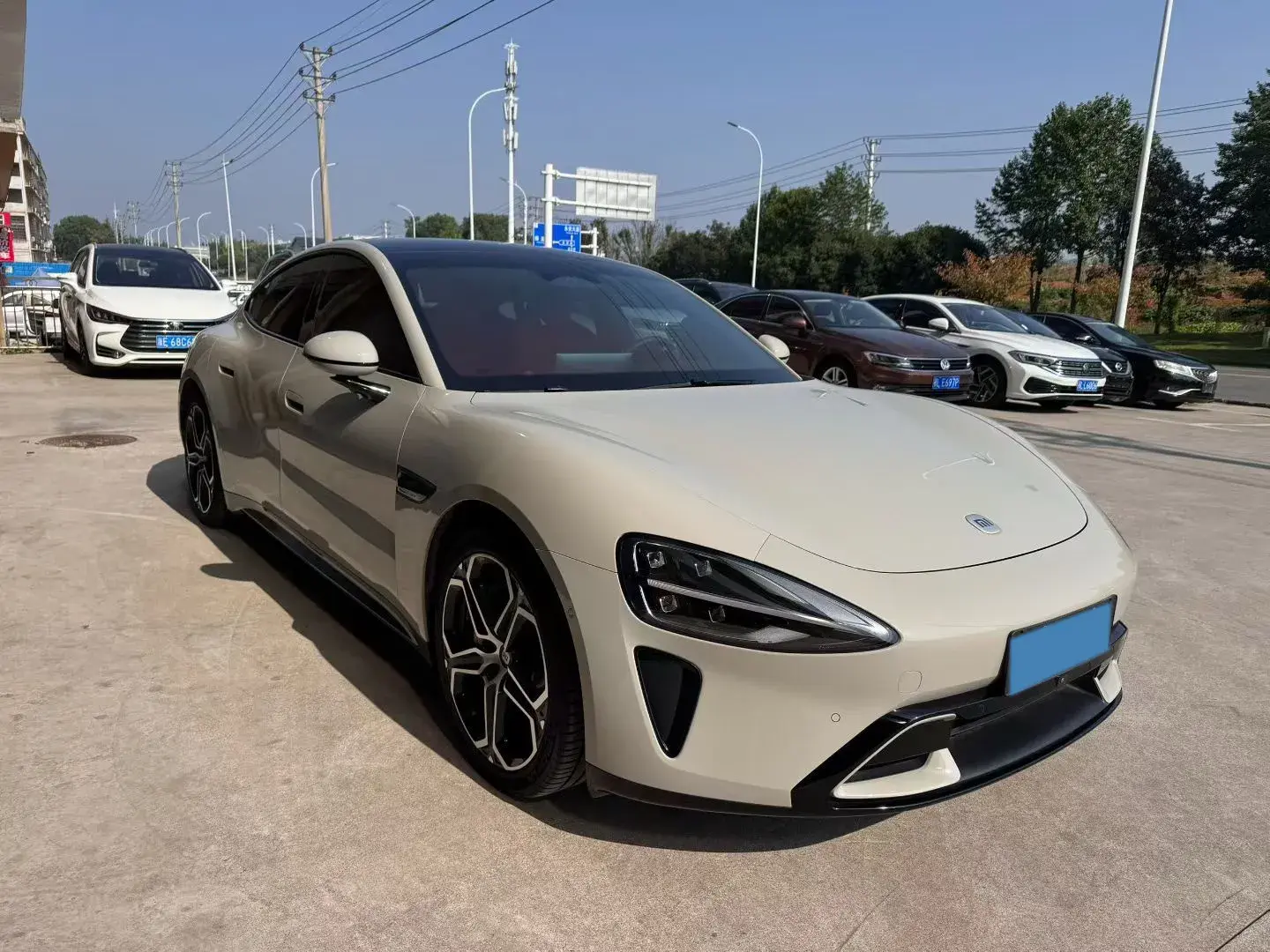 2024 MI SU7 thumbnail 2