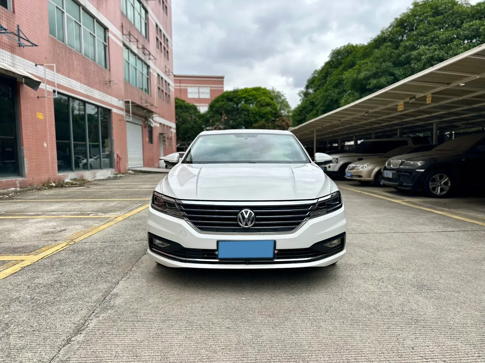 2019 VOLKSWAGEN LAVIDA thumbnail 2