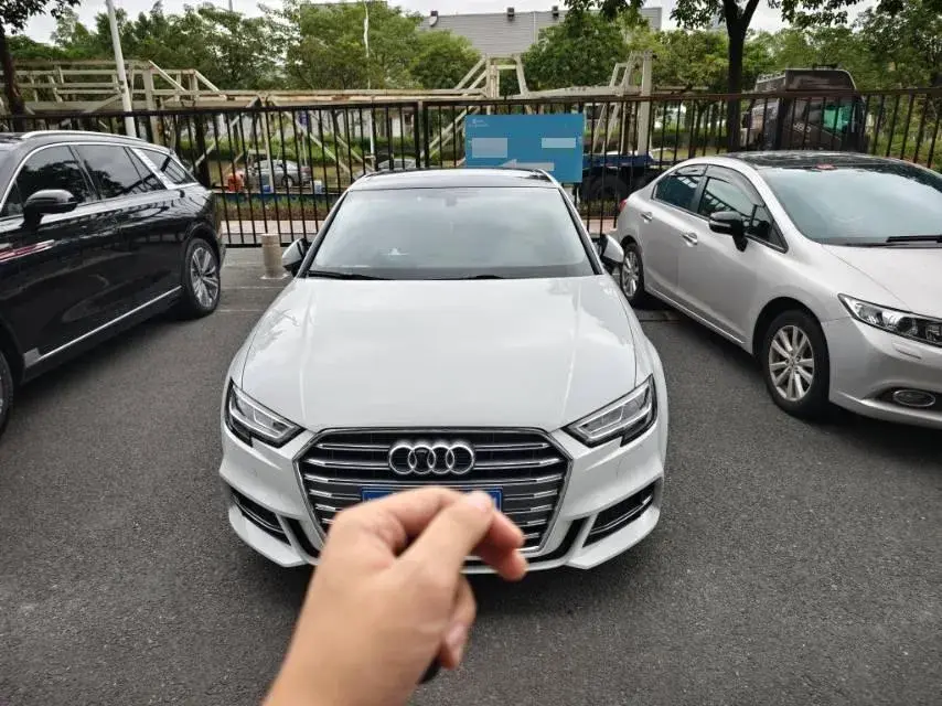 2020 AUDI A3 thumbnail 2