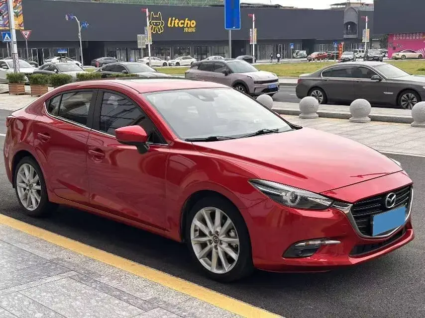 2017 MAZDA 3 thumbnail 3