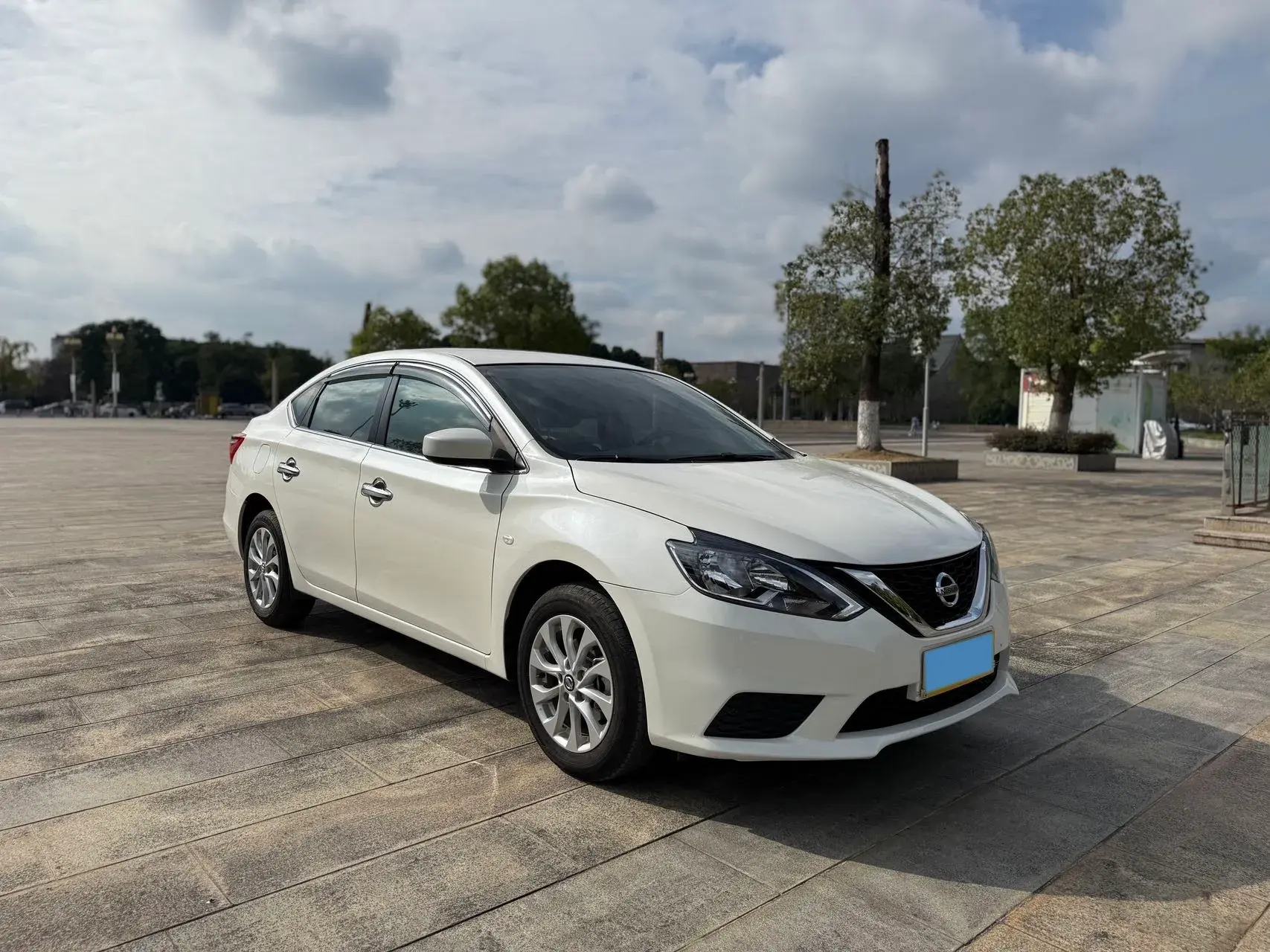 2022 NISSAN SYLPHY thumbnail 2