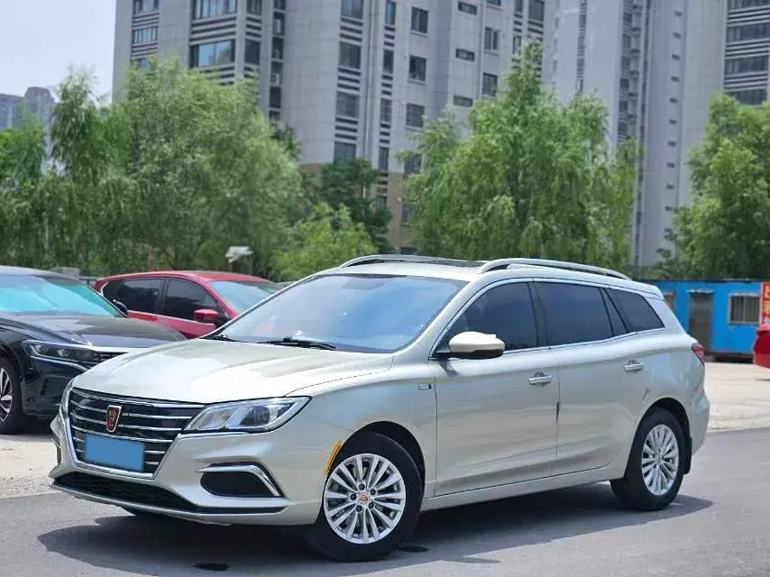 2018 ROEWE EI5 view 1
