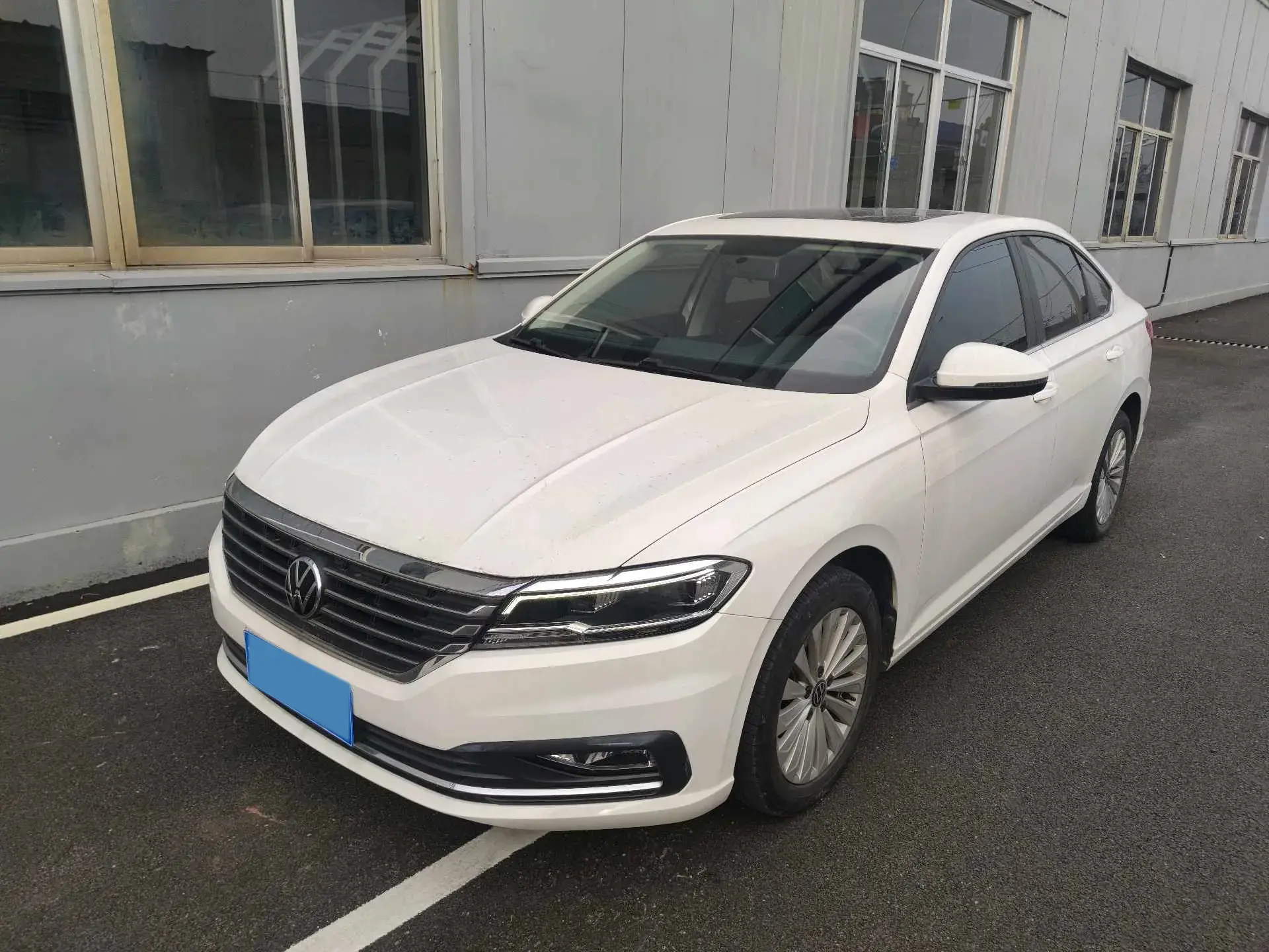 2019 VOLKSWAGEN LAVIDA view 1