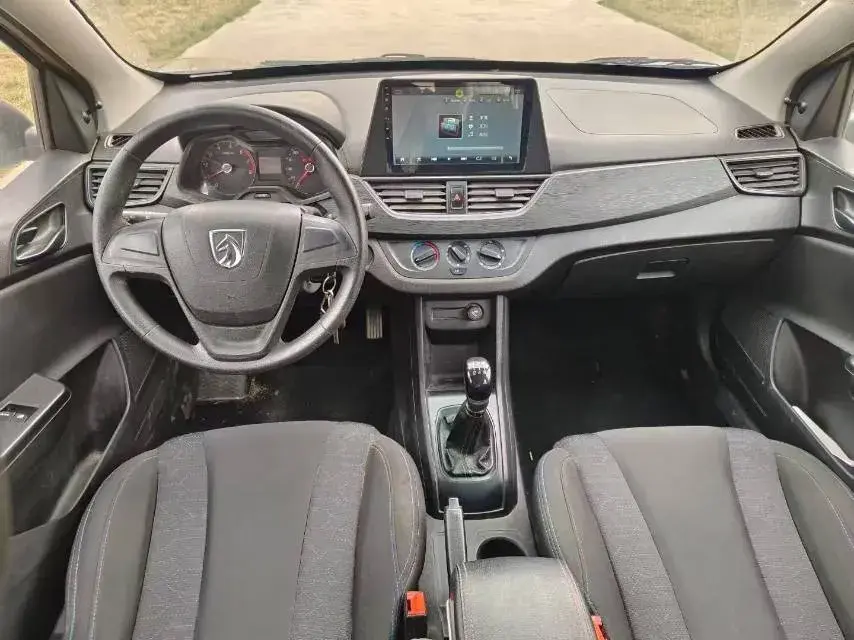 2016 BAOJUN 310 thumbnail 2