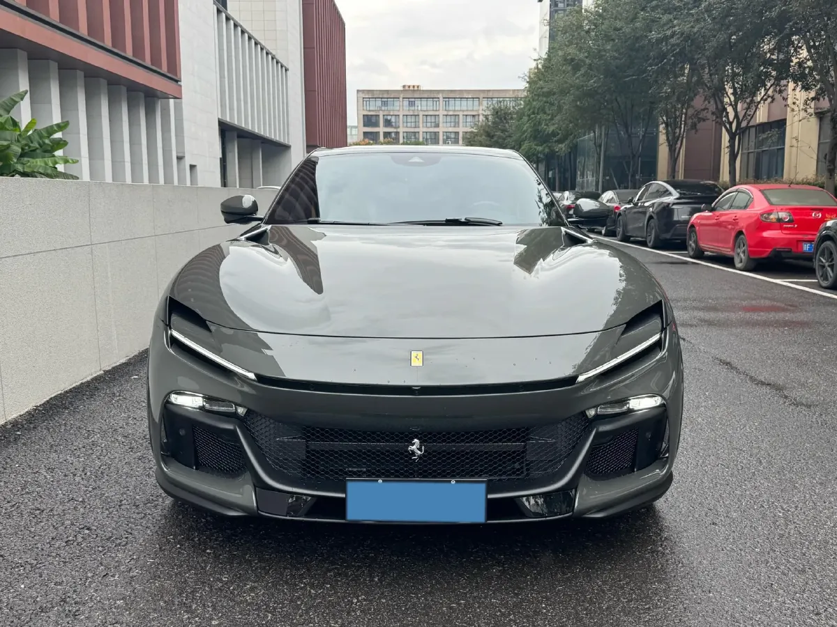 2023 Ferrari Purosangue 6.5L 725HP V12 8DCT,autocango,china used car exporter,china ev exporter,chinese used car exporter,chinese used ev exporter