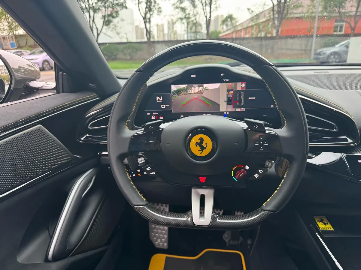 2023 Ferrari Purosangue 6.5L 725HP V12 8DCT,autocango,china used car exporter,china ev exporter,chinese used car exporter,chinese used ev exporter