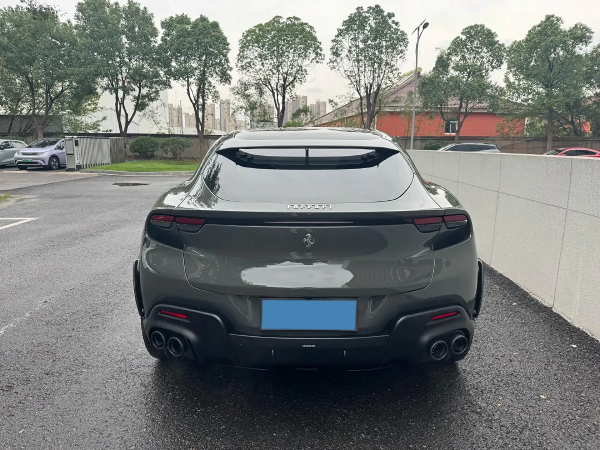 2023 Ferrari Purosangue 6.5L 725HP V12 8DCT,autocango,china used car exporter,china ev exporter,chinese used car exporter,chinese used ev exporter