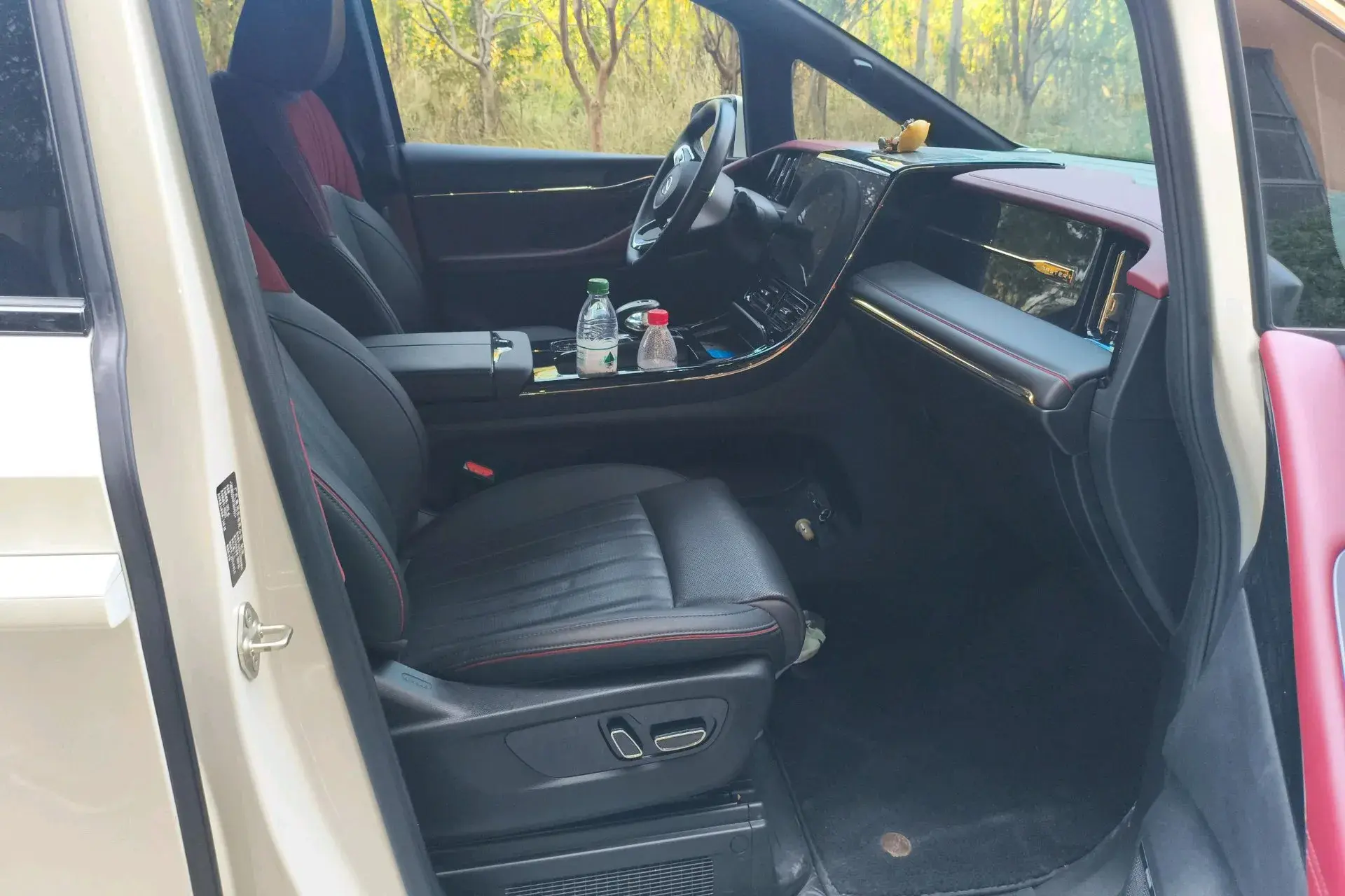 2023 GAC TRUMPCHI thumbnail 3