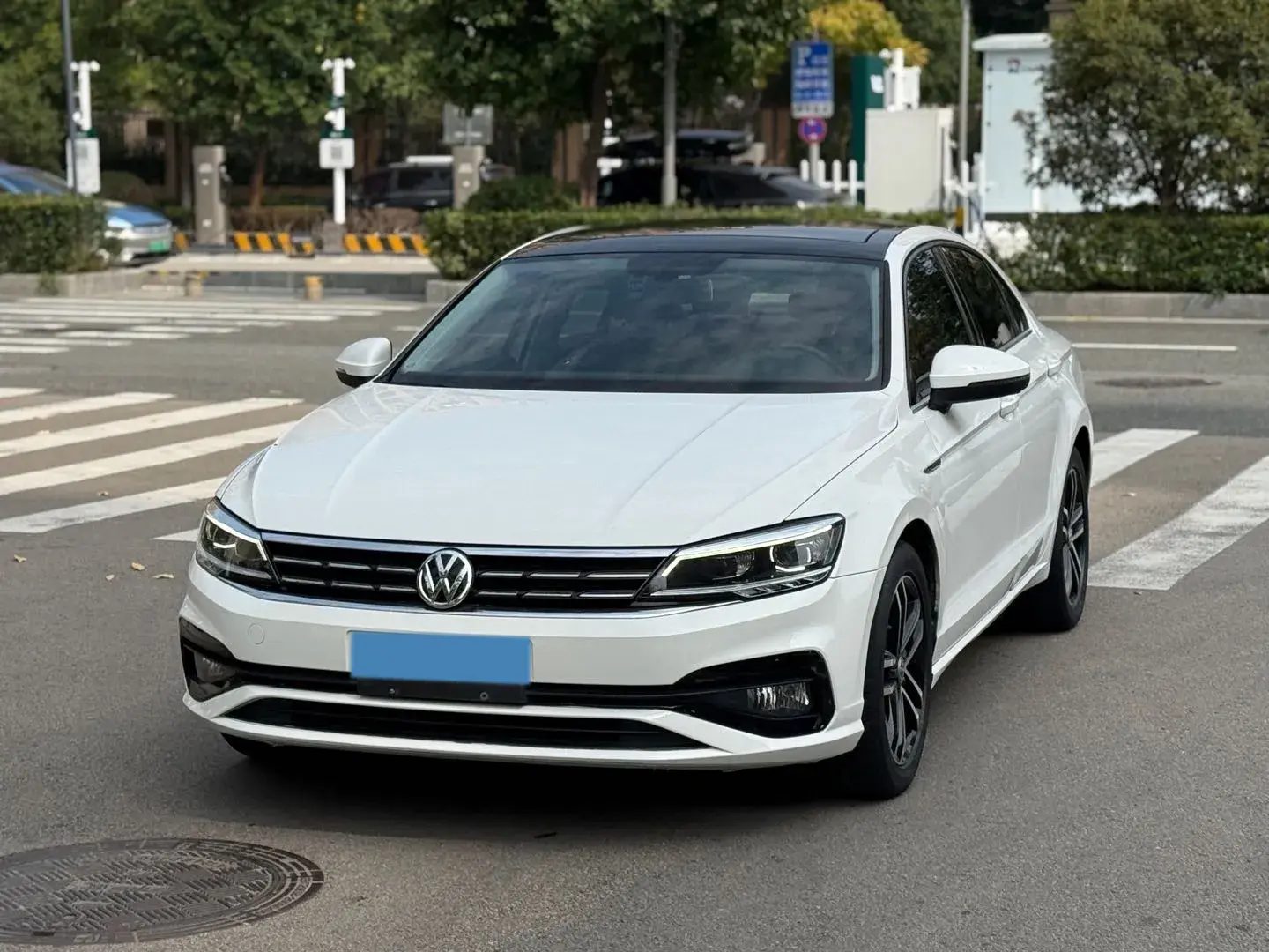 2019 VOLKSWAGEN LAMANDO view 1