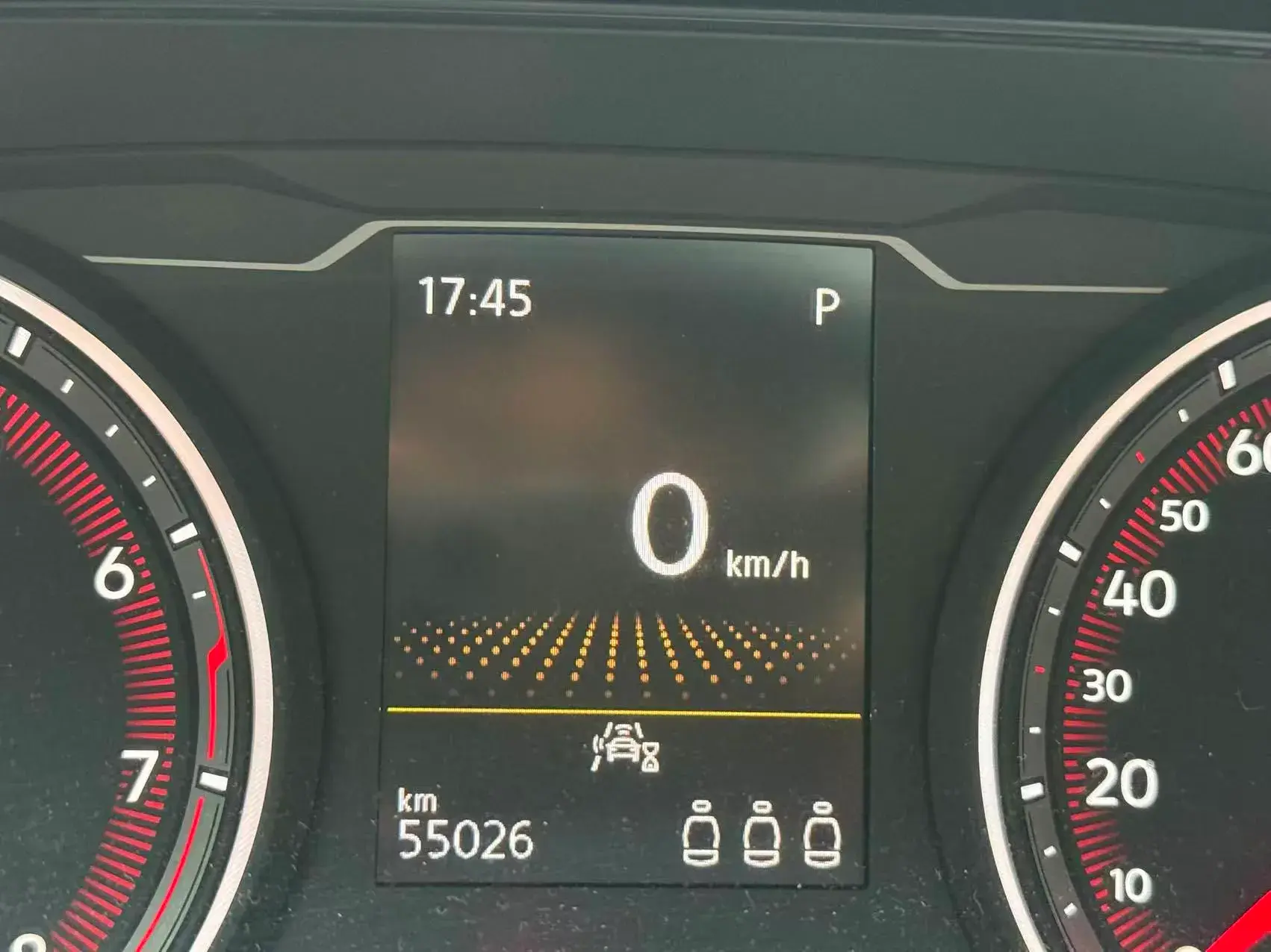 2020 VOLKSWAGEN TAYRON thumbnail 4