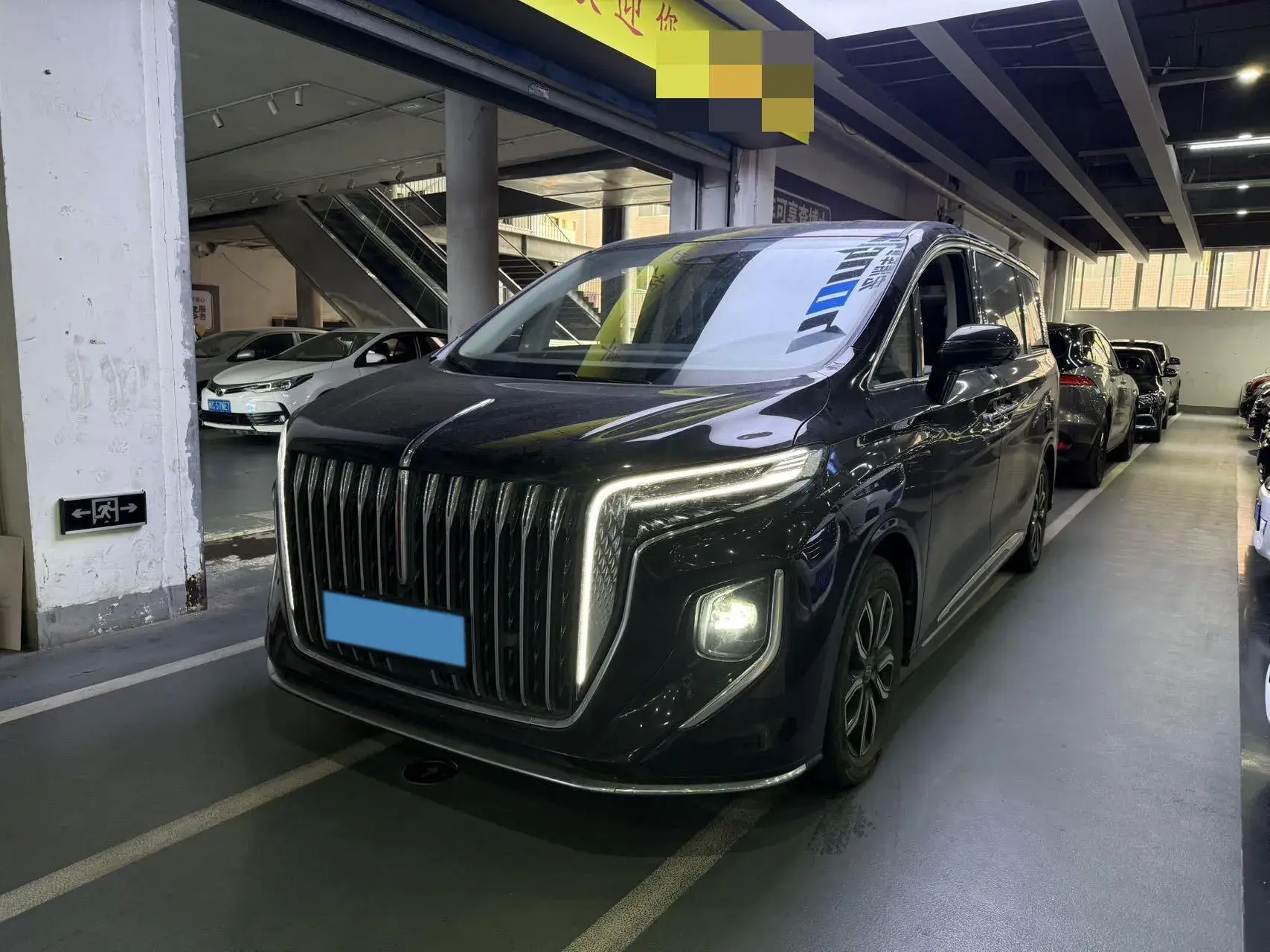 2023 HONGQI HQ9 view 1