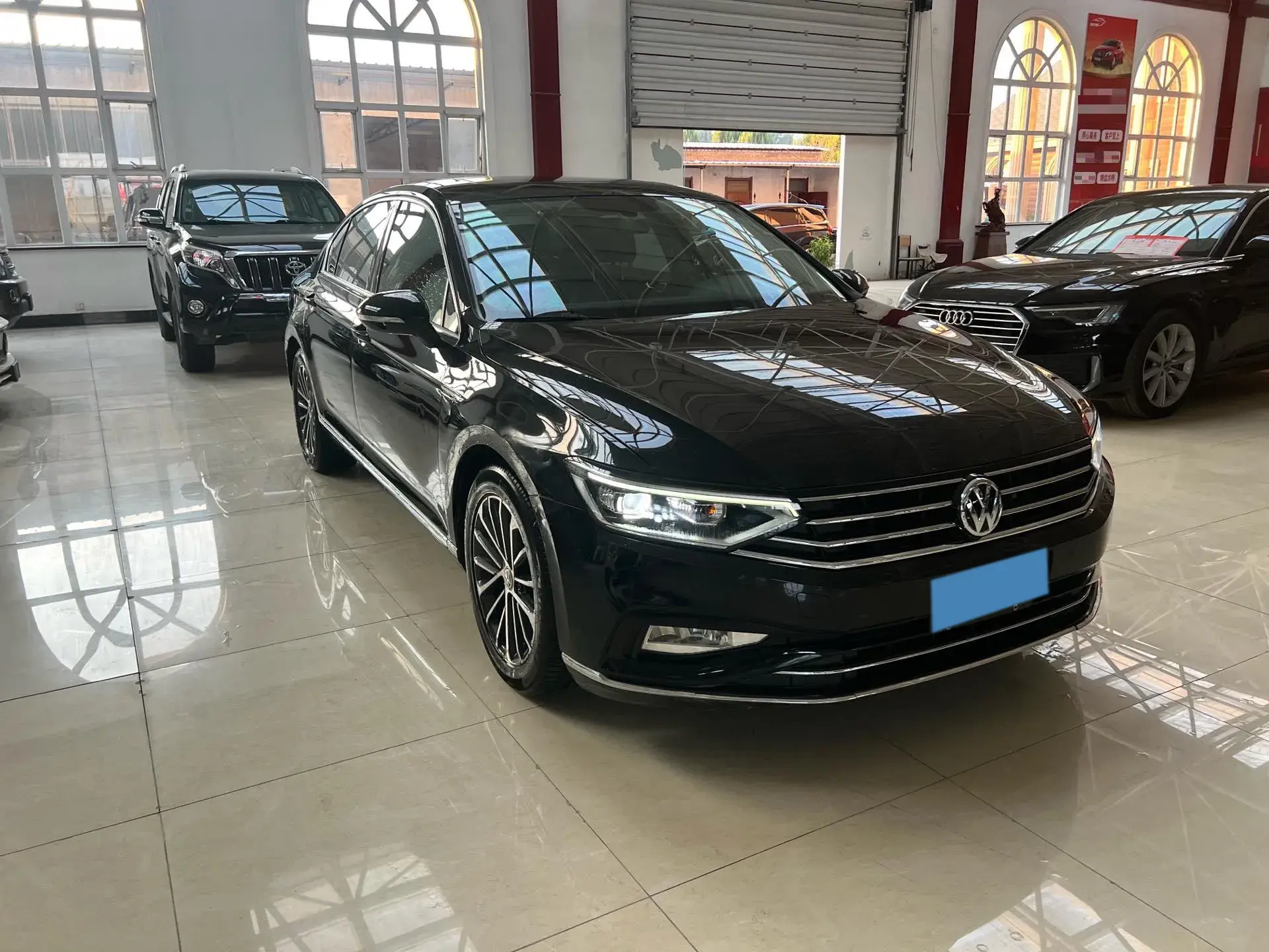 2020 VOLKSWAGEN MAGOTAN thumbnail 2