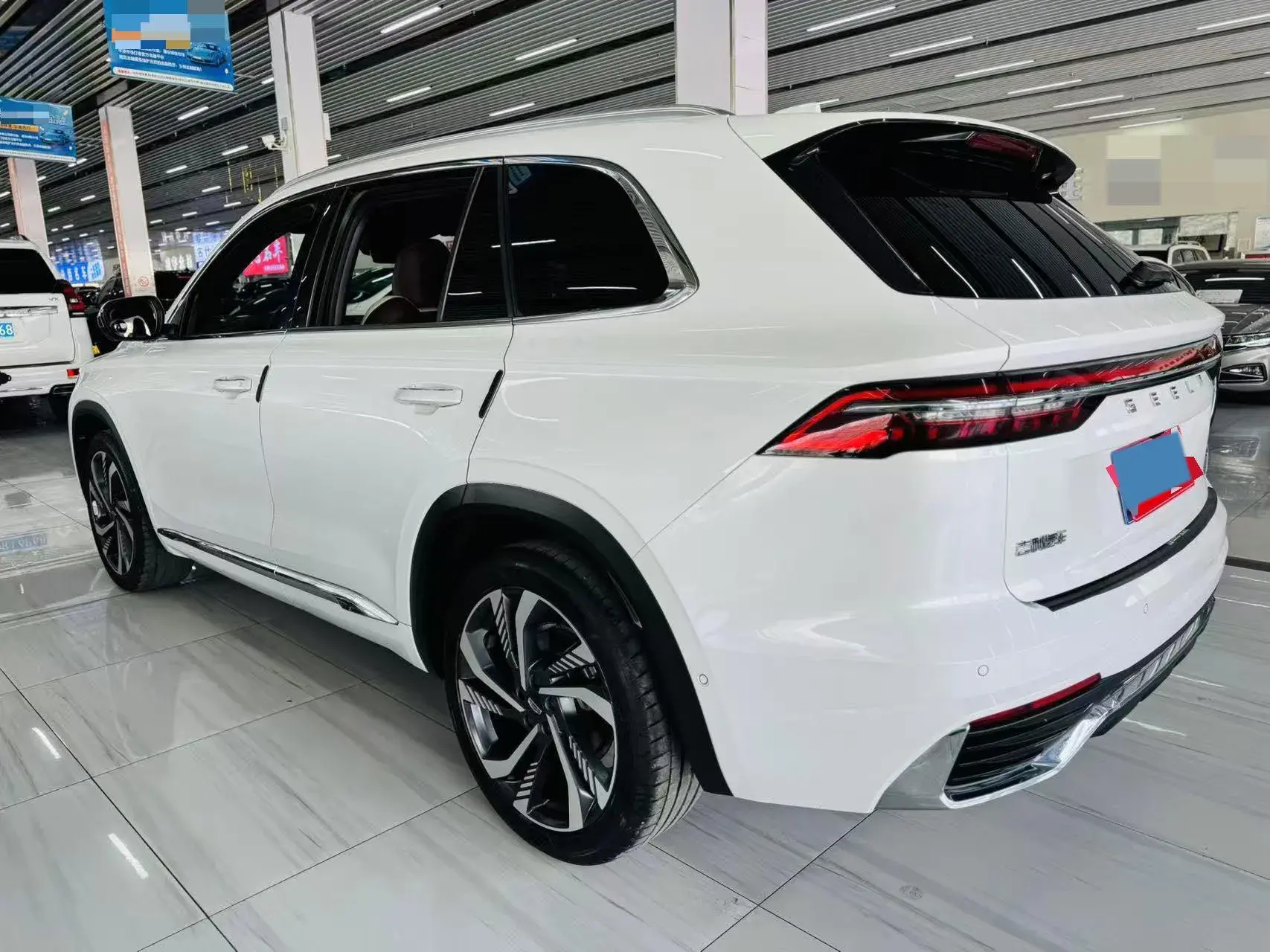 2021 GEELY MONJARO thumbnail 4