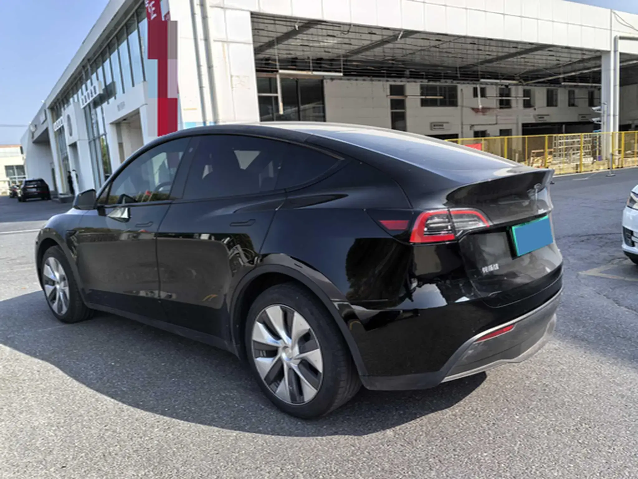 2022 TESLA MODEL thumbnail 4