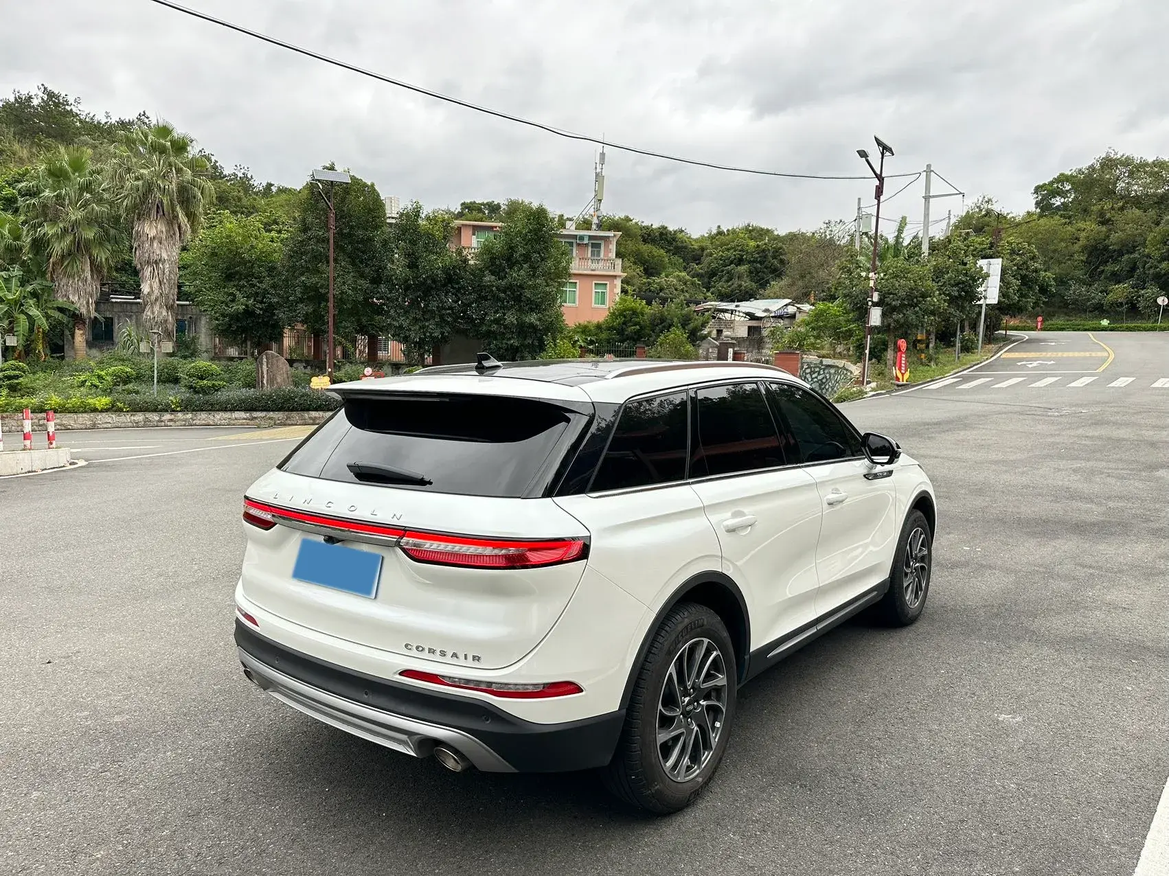 2020 LINCOLN CORSAIR thumbnail 4