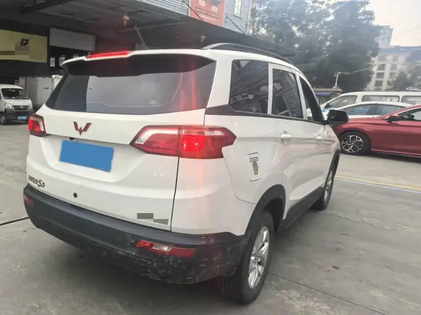 2019 WULING HONGGUANG thumbnail 4