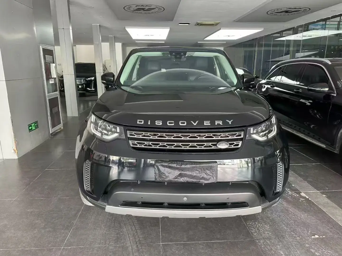 2018 LAND ROVER thumbnail 2