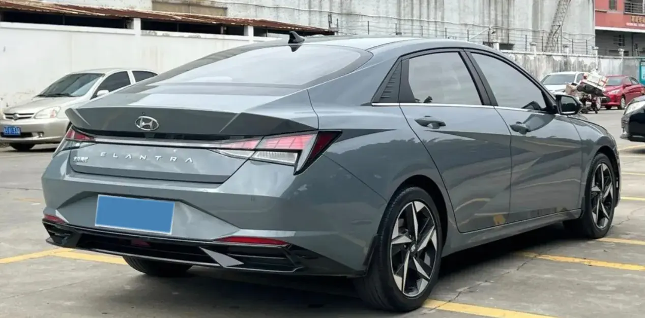 2021 HYUNDAI ELANTRA thumbnail 2