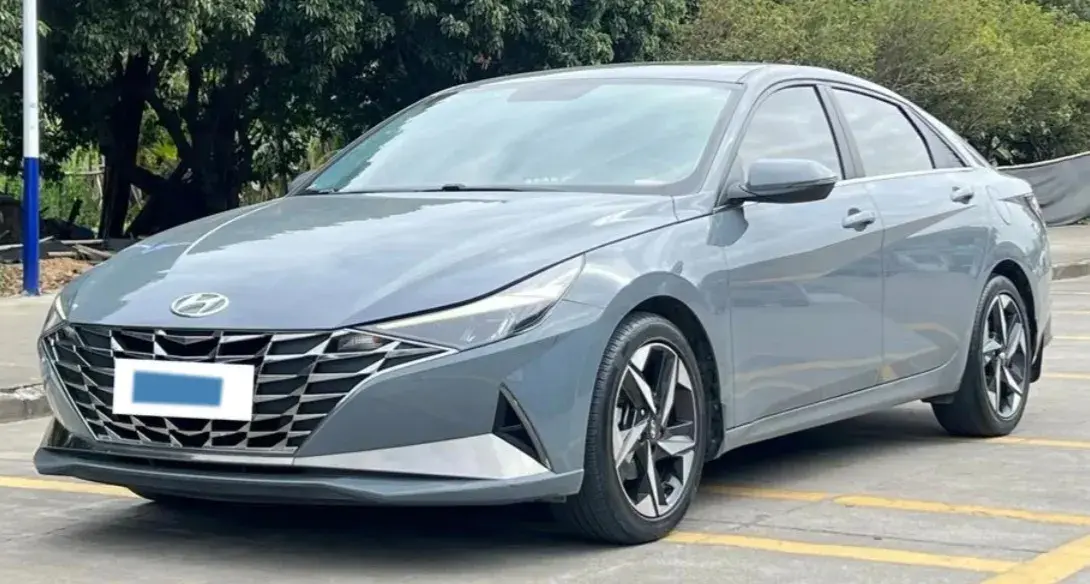 2021 HYUNDAI ELANTRA view 1