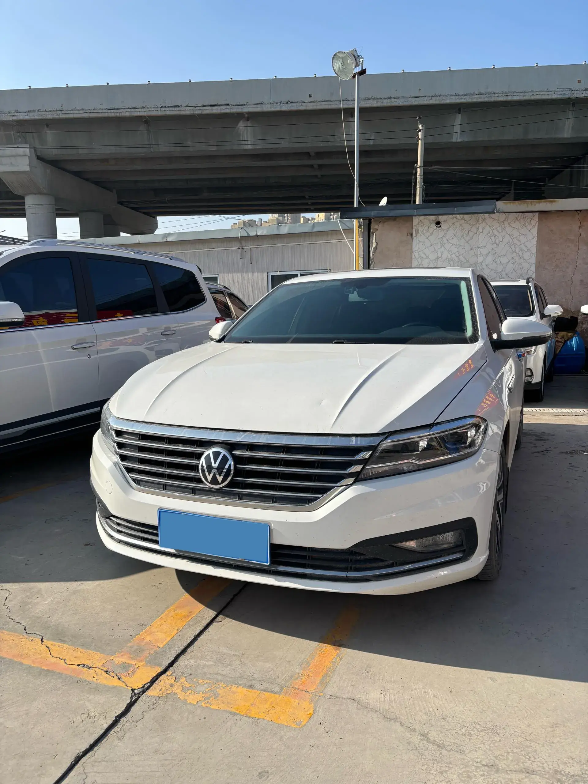 2021 VOLKSWAGEN LAVIDA view 1