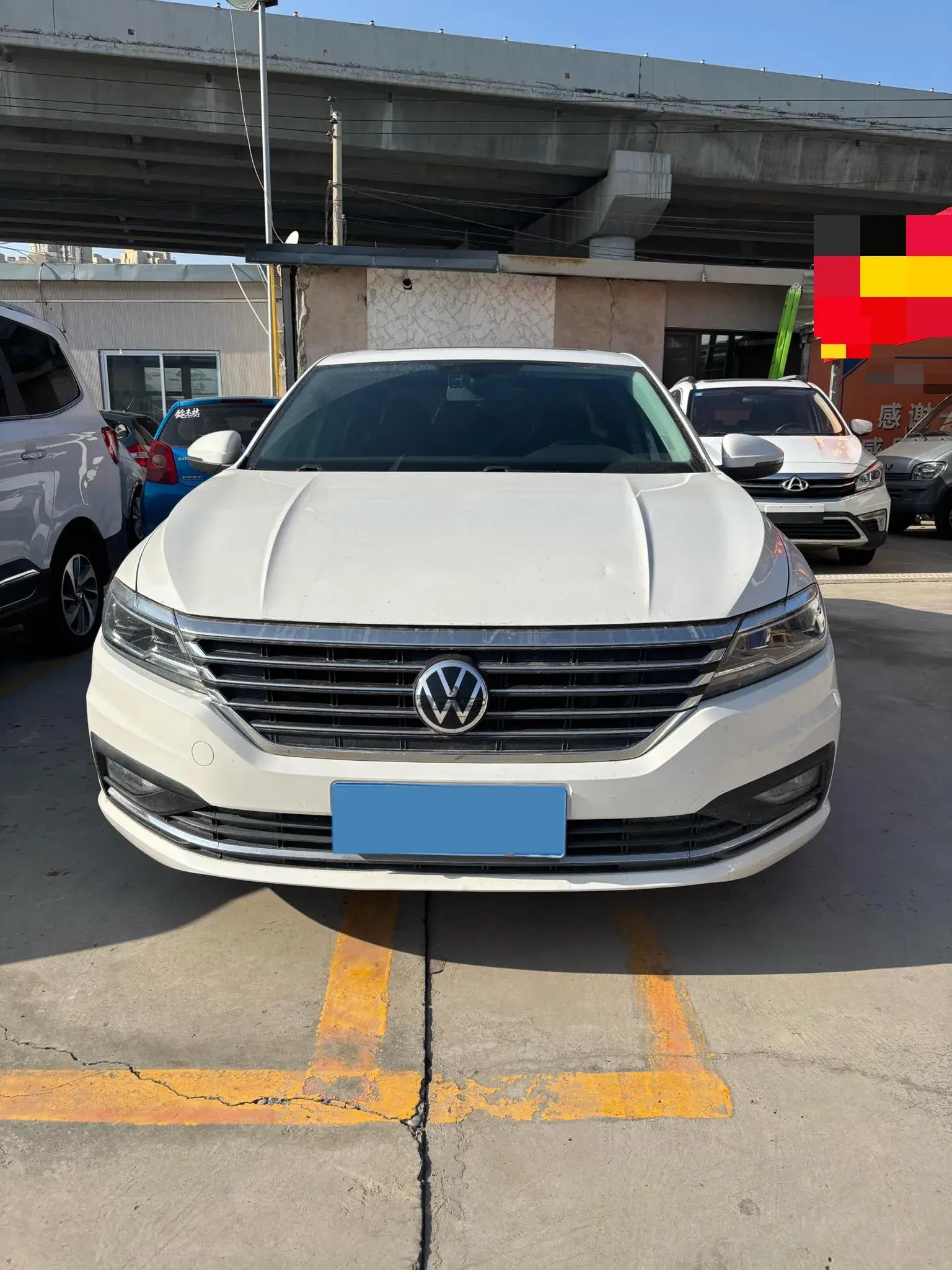 2021 VOLKSWAGEN LAVIDA thumbnail 2