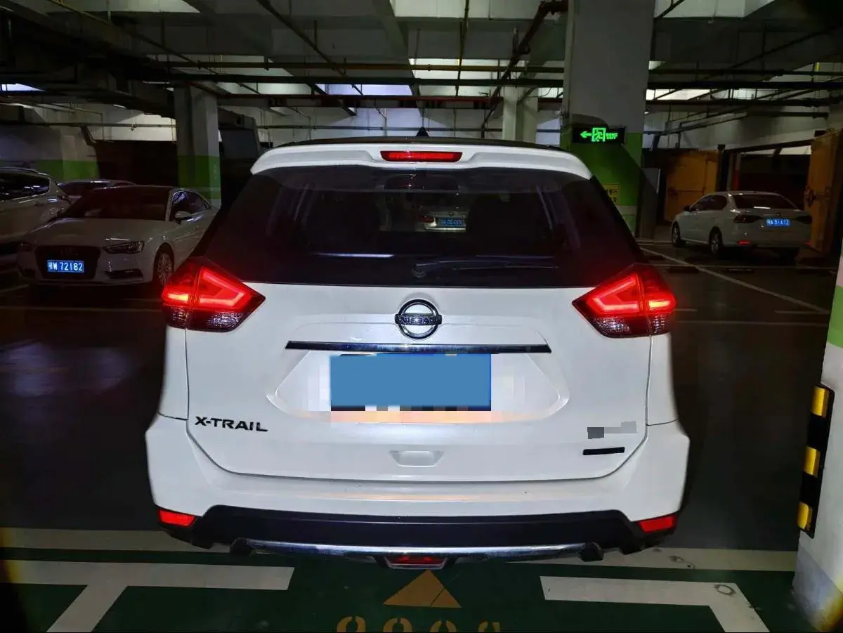 2020 NISSAN X-TRAIL thumbnail 4