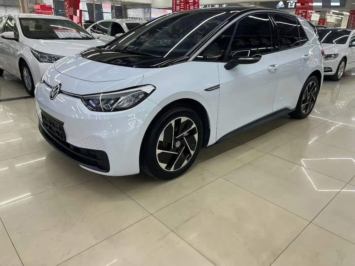 2023 VOLKSWAGEN ID.3 view 1