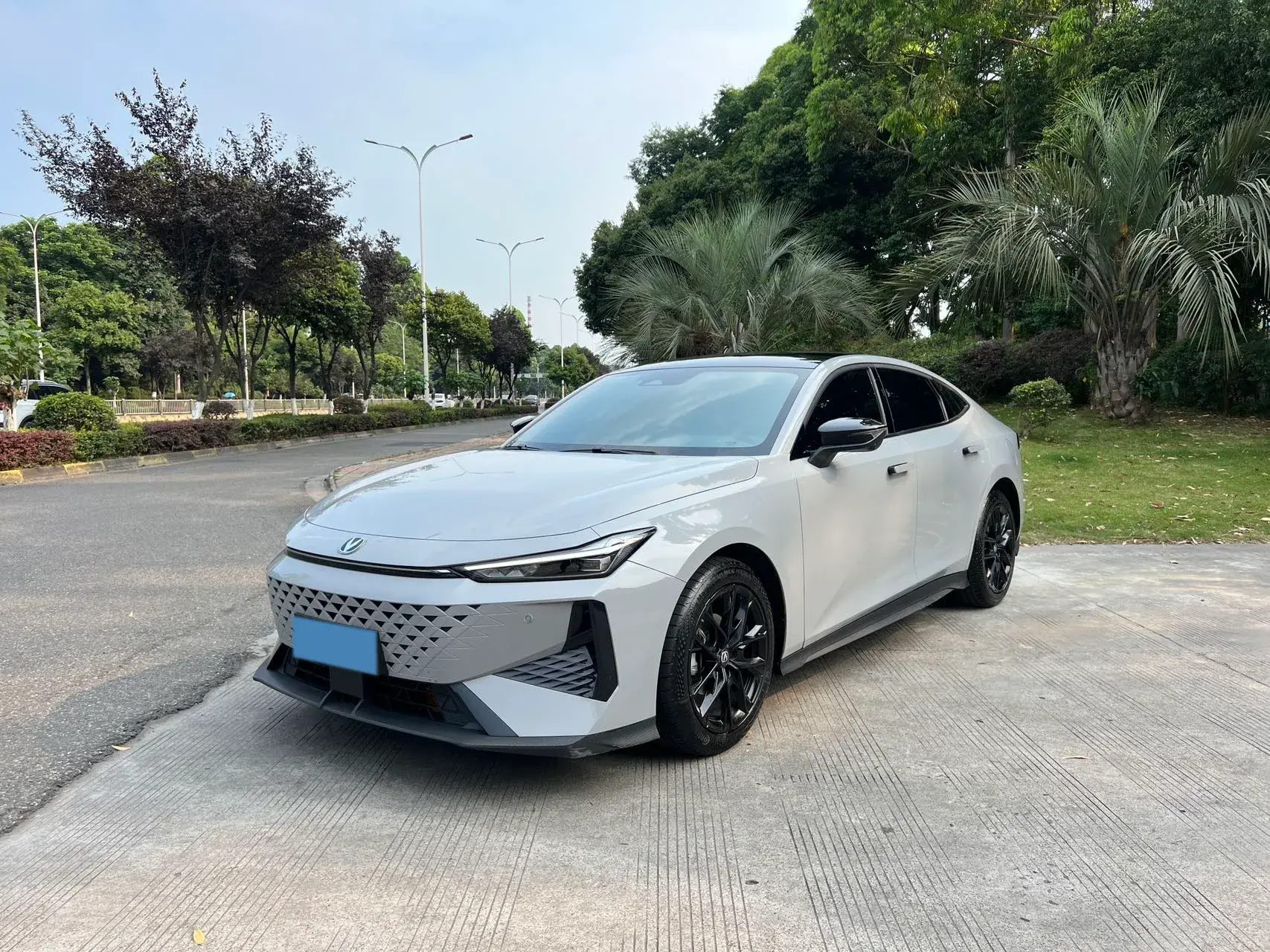 2024 CHANGAN UNI-V view 1