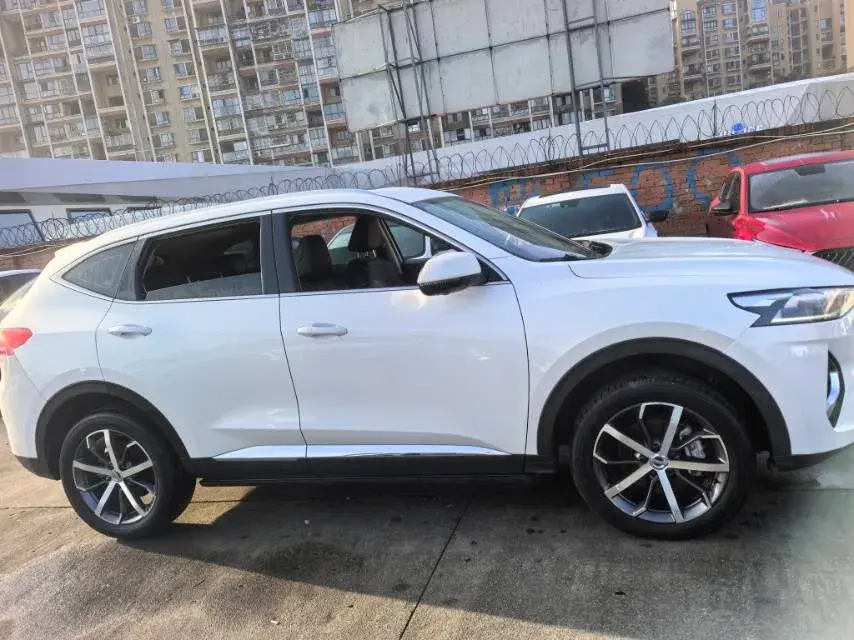 2020 HAVAL F7 thumbnail 4
