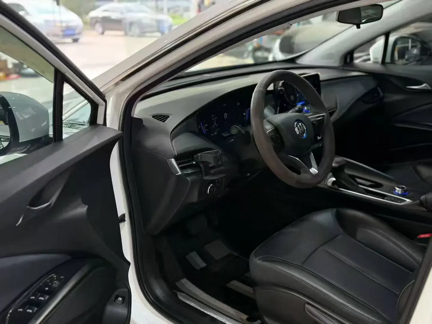 2022 BUICK VELITE thumbnail 3